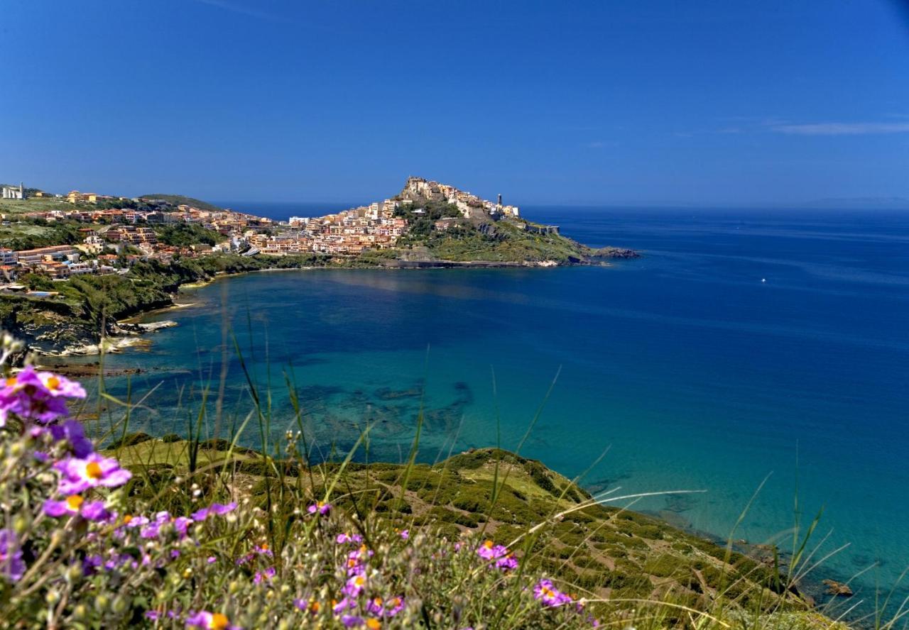 The Square Castelsardo Hotel Bagian luar foto